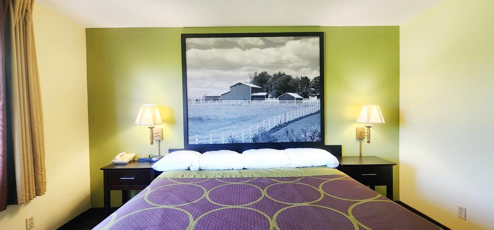Super 8 By Wyndham Newton Hotel Bagian luar foto