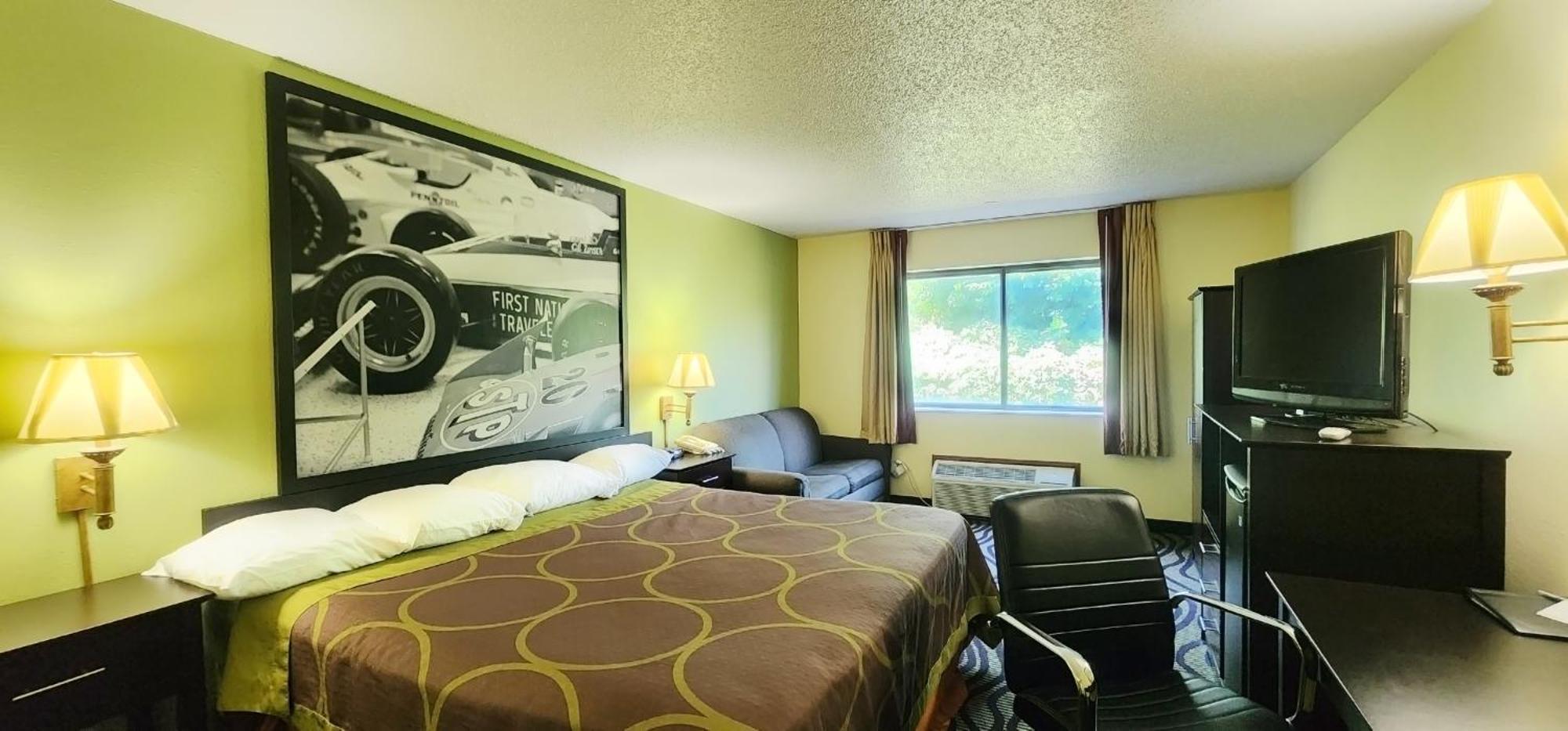 Super 8 By Wyndham Newton Hotel Bagian luar foto
